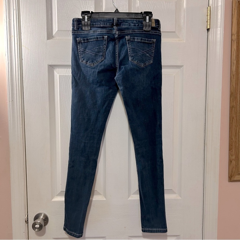 Aeropostale Women’s Lola Jegging Denim Jeans Blue Distressed Size 6 - Picture 2 of 8